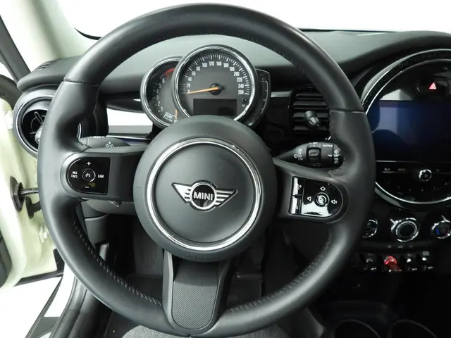 MINI 3-Deurs One 2022 Benzine 11