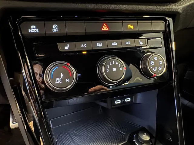 Volkswagen T-Roc 1.5 TSI Sport 2021 Benzine 13