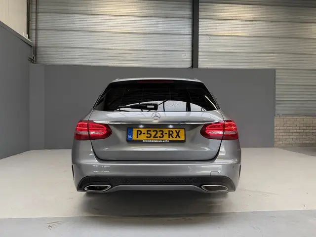 Mercedes-Benz C-Klasse 250 2015 Benzine 13