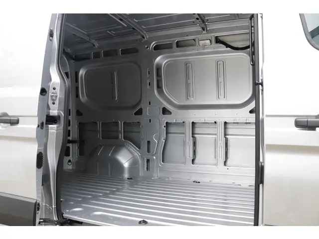 Renault Master T35 2.0 dCi 130 L2H2 Advance 2024 Diesel 35
