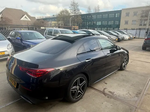 Mercedes-Benz CLA 180 AMG Line 2023 Benzine 5