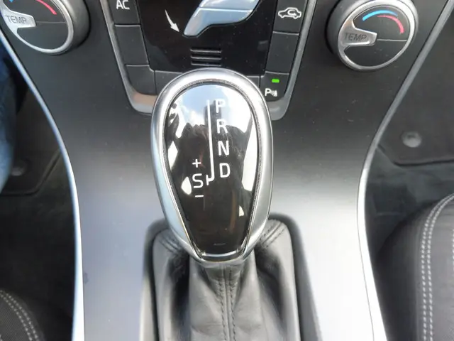 Volvo V60 1.6 T4 Kinetic 2013 Benzine 11