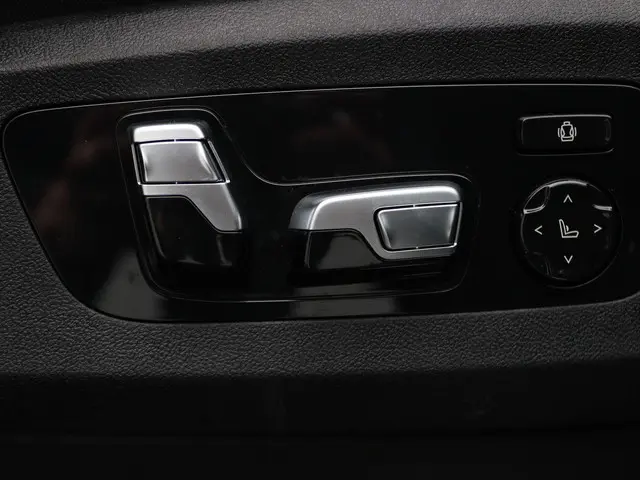 BMW X5 xDrive50e 2024 Hybride Benzine 30