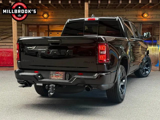 Dodge Ram 1500 Big Horn 2024 LPG/Gas 8