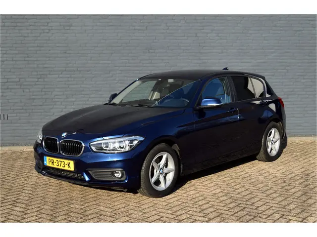 BMW 1 Serie 118i Executive Automaat 2017 Benzine