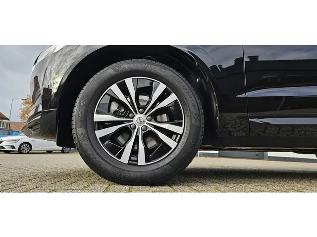 Volvo XC60 2.0 B4 Momentum 2021 Benzine 14