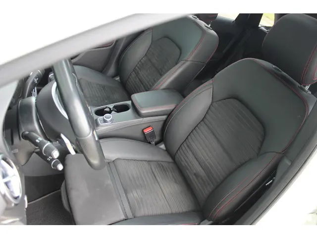 Mercedes-Benz B-Klasse 180 Ambition 2017 Benzine 7
