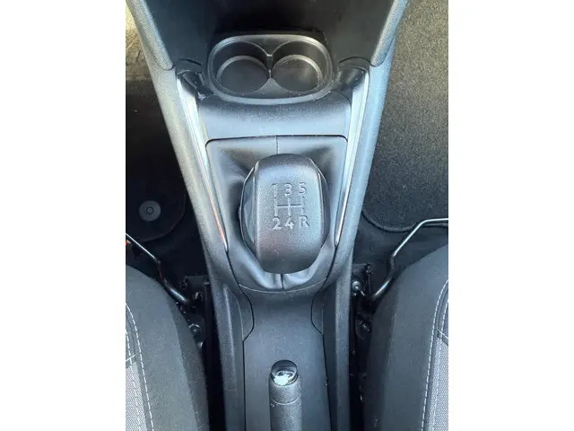 Peugeot 208 1.2 PureTech Blue Lease 2016 Benzine 30
