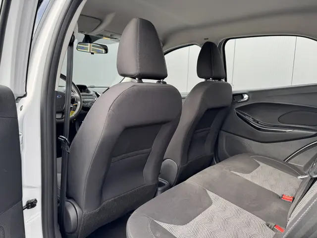 Ford Ka Ka+ 1.2 Trend Ultimate 2018 Benzine 18