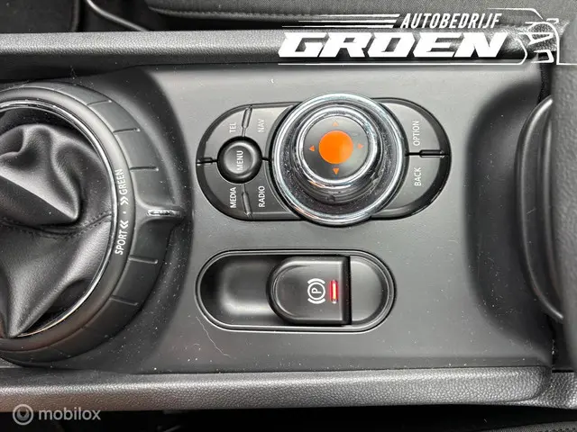 MINI Clubman 1.5 Cooper Business 2016 Benzine 36