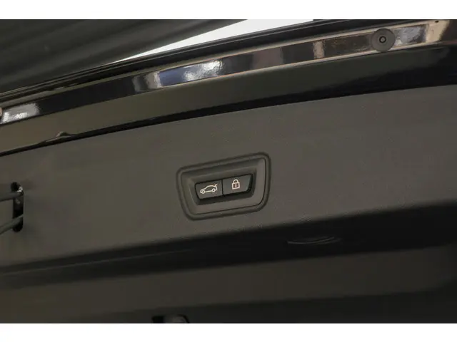 BMW i4 eDrive40 84 kWh M-pakket 2022 Elektrisch 37