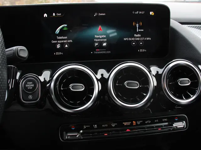 Mercedes-Benz GLA 200 AMG Line Automaat 2020 Benzine 26