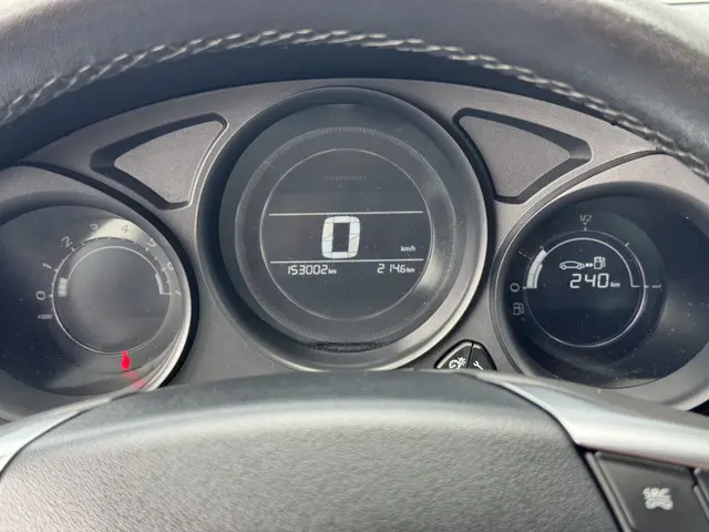 Citroën C4 1.2 PureTech Feel Collection 2015 Benzine 28