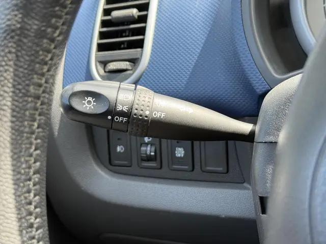 Opel Agila 1.0 Edition 2012 Benzine 19