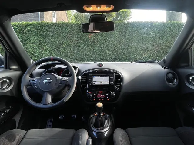 Nissan Juke 1.6 Turbo NISMO|Uniek|Camera| 2013 Benzine 24