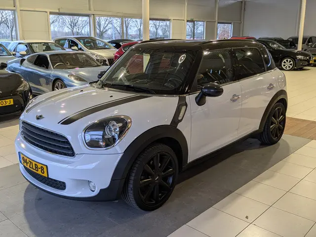 MINI Countryman Mini 1.6 Cooper Chili 2013 Benzine 2