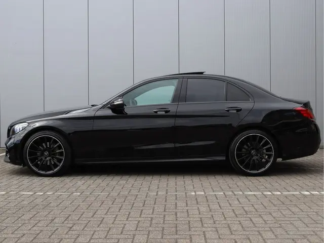 Mercedes-Benz C-Klasse 160 AMG 2020 Benzine 20