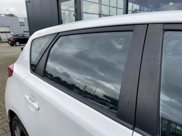 Toyota Auris 1.3 Comfort 2014 Benzine 5