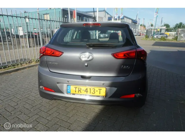 Hyundai i20 1.0 T-GDI Comfort 2018 Benzine 13