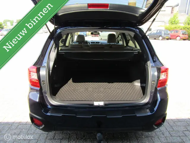 Subaru Outback 2.5i Premium 2018 Benzine 25
