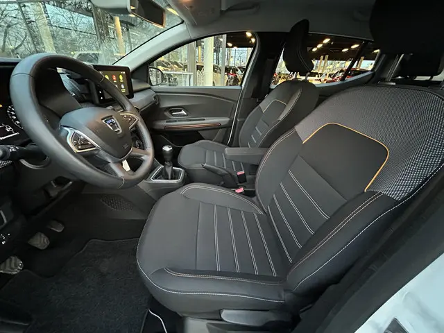 Dacia Sandero Stepway 1.0 TCe 90 Comfort 2023 Benzine 7