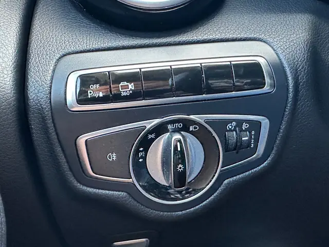 Mercedes-Benz GLC 220 d 4MATIC 2015 Diesel 30