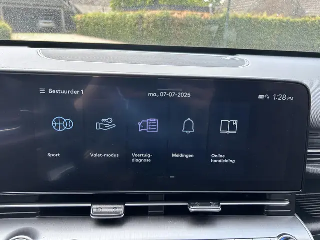 Hyundai Kona 1.6 GDI HEV Comfort 2024 Hybride Benzine 24