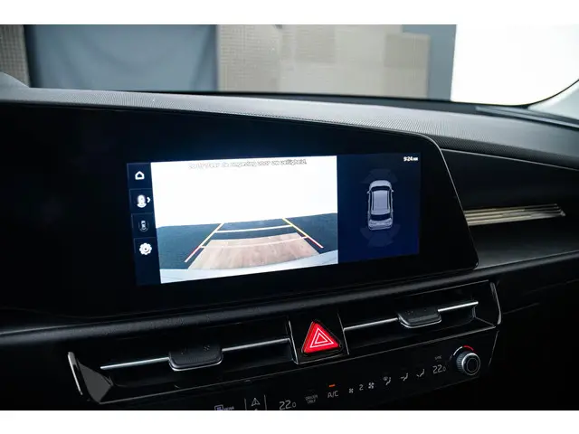 Kia Niro EV DynamicPlusLine 64.8 kWh 2023 Elektrisch 42
