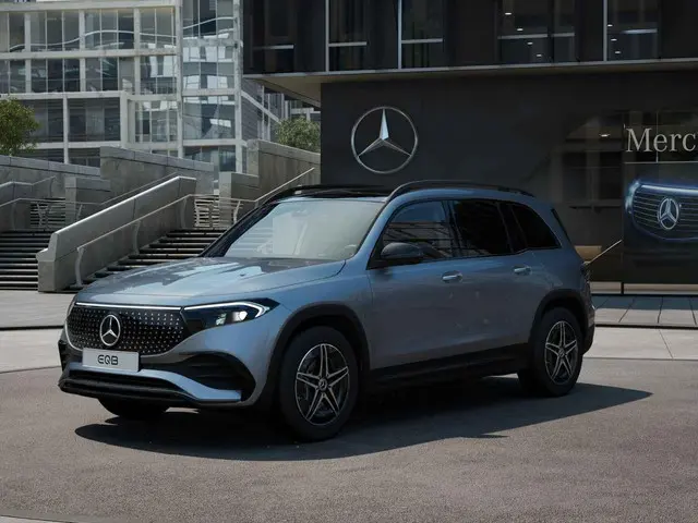 Mercedes-Benz EQB 250+ AMG Line 71 kWh 2025 Elektrisch 38