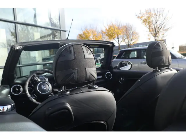 MINI Cooper S Cabrio 2.0 2019 Benzine 10
