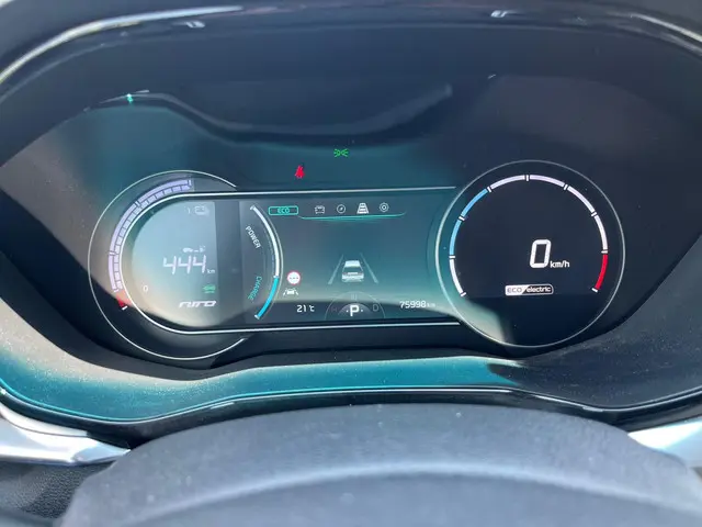 Kia e-Niro ExecutiveLine 64 kWh 3- Fase 2020 Elektrisch 18