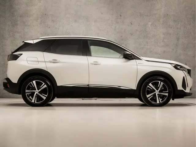 Peugeot 3008 1.6 HYbrid 225 GT 2021 Hybride Benzine 4