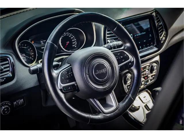 Jeep Compass 1.4 MultiAir Limited 4x4 2018 Benzine 5