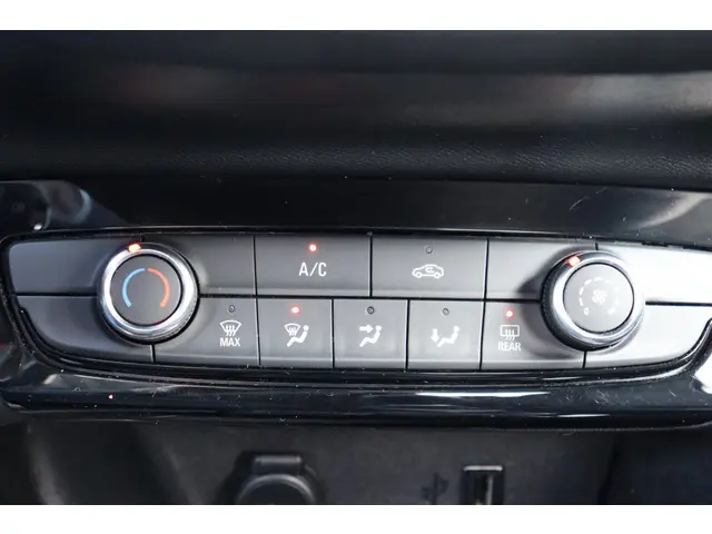 Opel Corsa 1.2 Edition org. NL 2021 Benzine 15