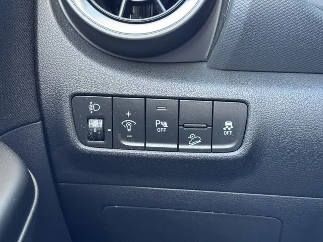 Hyundai Kona 1.0 T-GDI Fashion 2022 Benzine 23