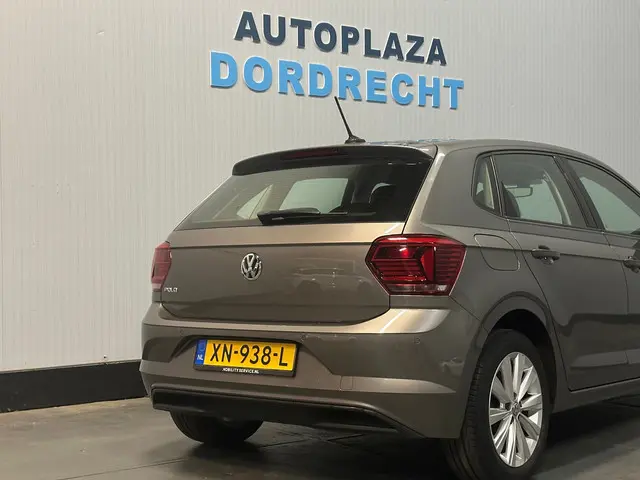 Volkswagen Polo 1.0 TSI Beats PDC/ CLIMA /NAVI 2018 Benzine 8