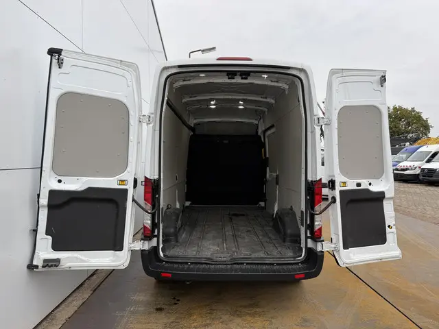 Ford Transit 350 2.0 TDCI 170PK 2023 Diesel 11