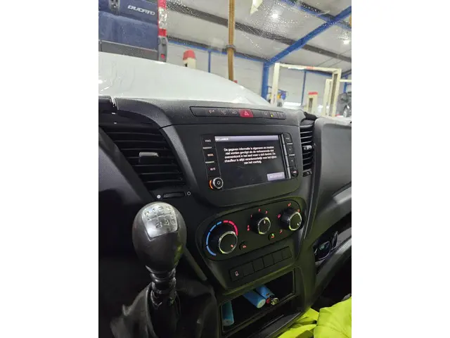 Iveco Daily 35C15V 3.0 352 H2 Dubbel lucht 2017 Diesel 12