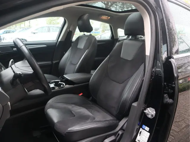 Ford Mondeo 1.5 Titanium 2016 Benzine 23