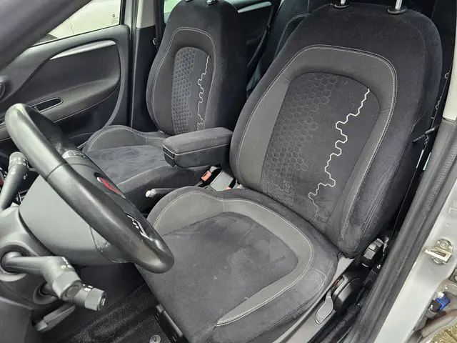 Fiat Punto Evo 0.9 TwinAir Lounge 2014 Benzine 15