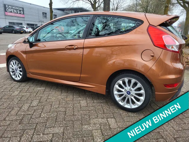 Ford Fiesta 1.0 EcoBoost Sport NWE DIST,SET 2013 Benzine 4