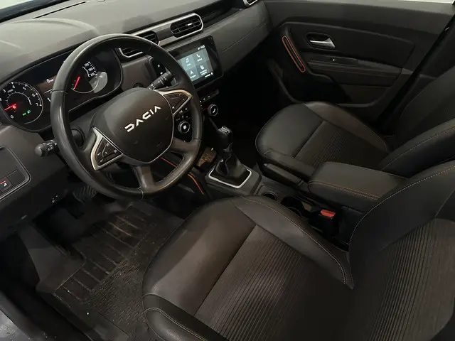 Dacia Duster 1.3 TCe 150 EDC Extreme 2023 Benzine 23