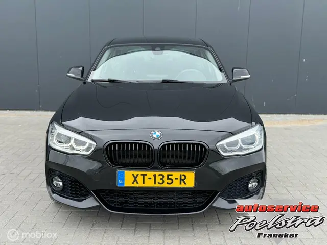 BMW 1 Serie 118i Executive VERKOCHT! 2017 Benzine 2