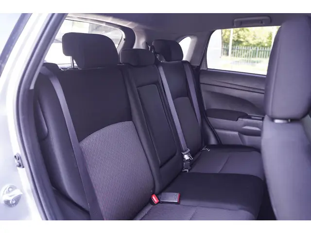 Mitsubishi ASX 1.6 Cleartec Intense 2019 Benzine 38