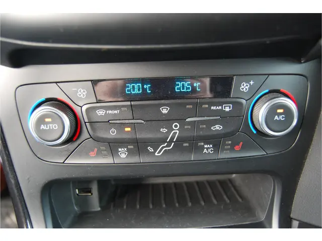 Ford Focus Wagon 1.0 125PK Titanium 2016 Benzine 20