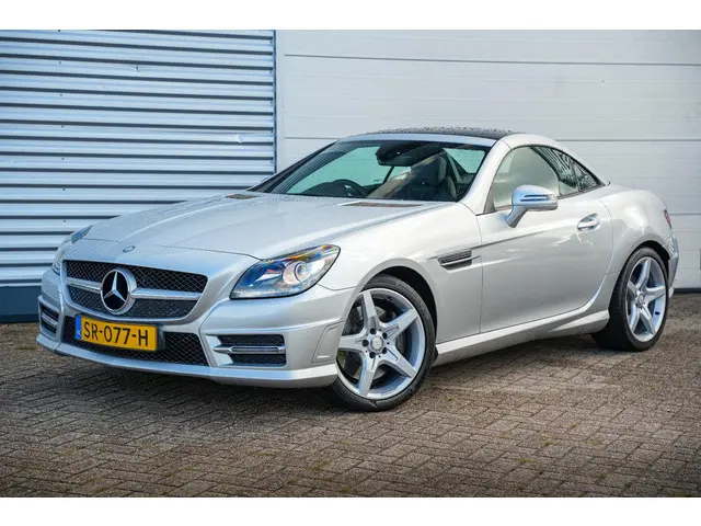 Mercedes-Benz SLK 200 2014 Benzine 23