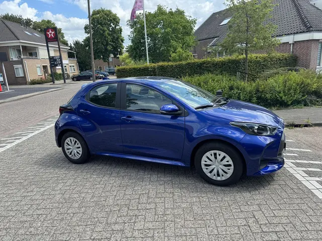 Toyota Yaris 1.0 VVT-i Active 2023 Benzine 4
