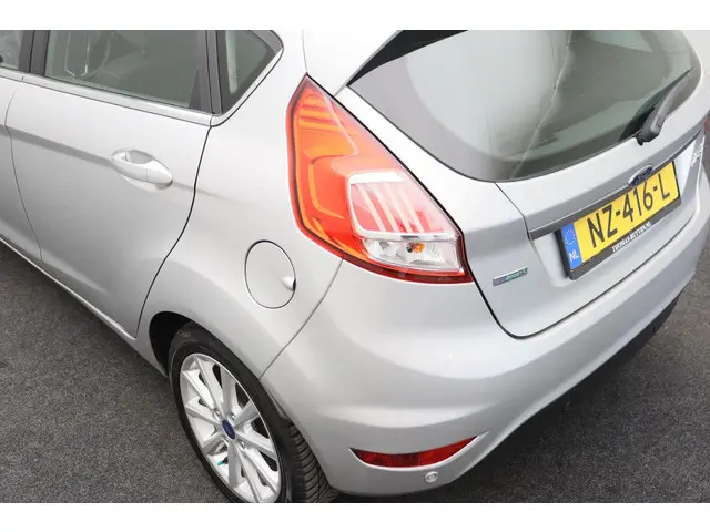 Ford Fiesta 1.0 EcoBoost Titanium 2017 Benzine 18