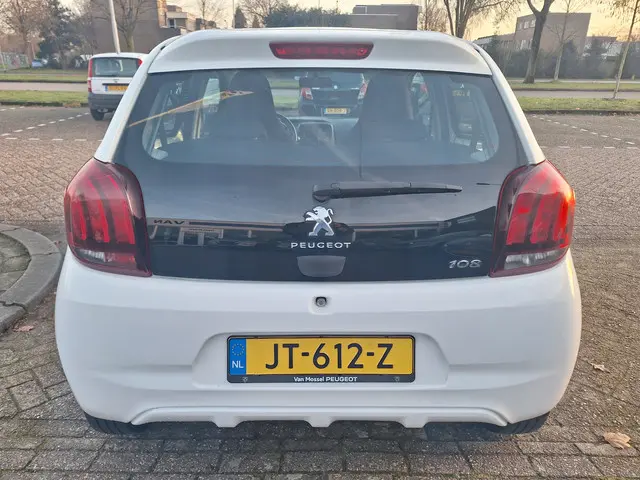 Peugeot 108 1.0 e-VTi Access 2016 Benzine 6