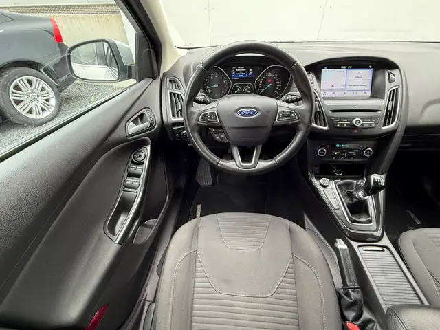 Ford Focus Wagon 1.0 Titanium | 2017 | 2017 Benzine 17